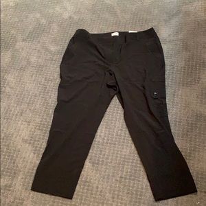 Chico’s crossover utility ankle length pant